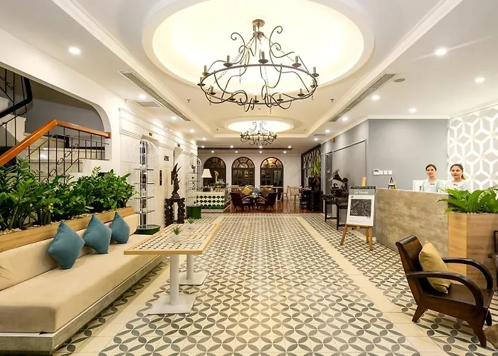 Le House Boutique Hotel - 100M To The Beach Đà Nẵng